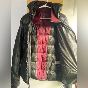 Men’s Michael Kors down filled winter coat! Has very slight wear!